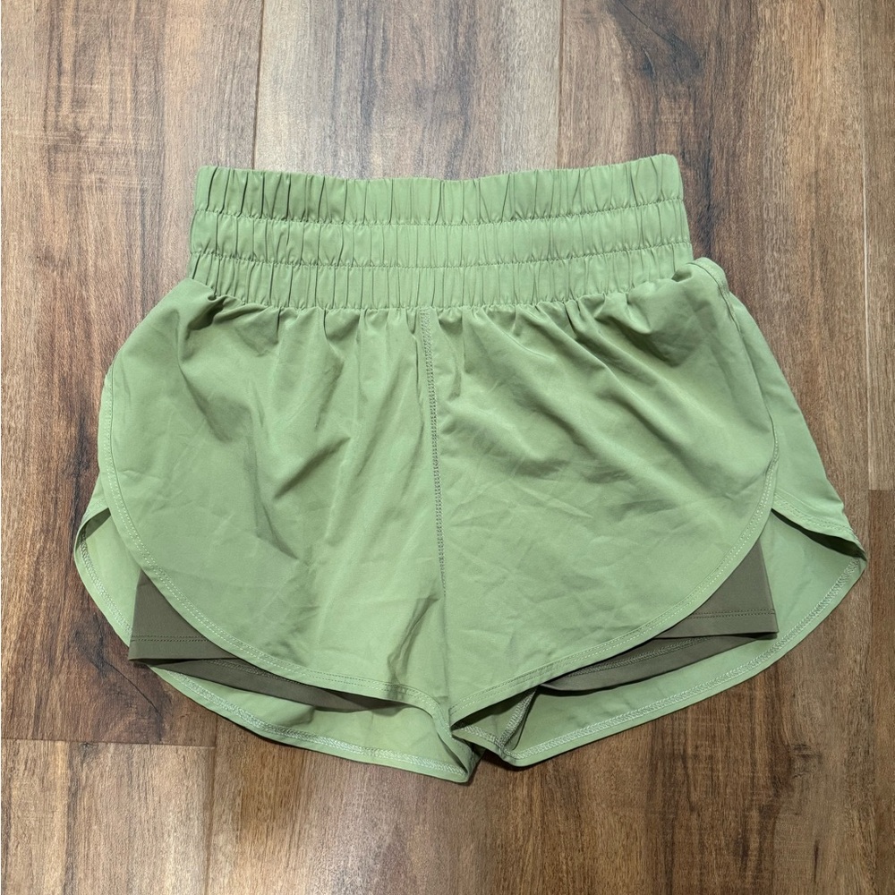 Vitality Vista Shorts - Moss